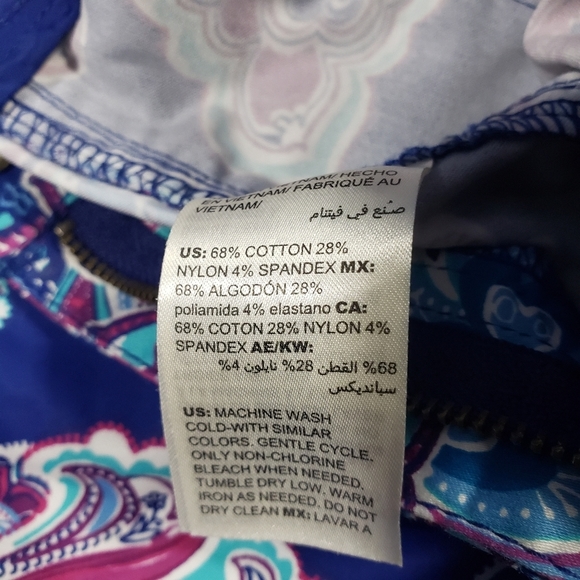 Chicos Luxe Floral Paisley Print Utility Cropped Pants Sz 1 US 8 Medium Stretchy - Picture 13 of 16